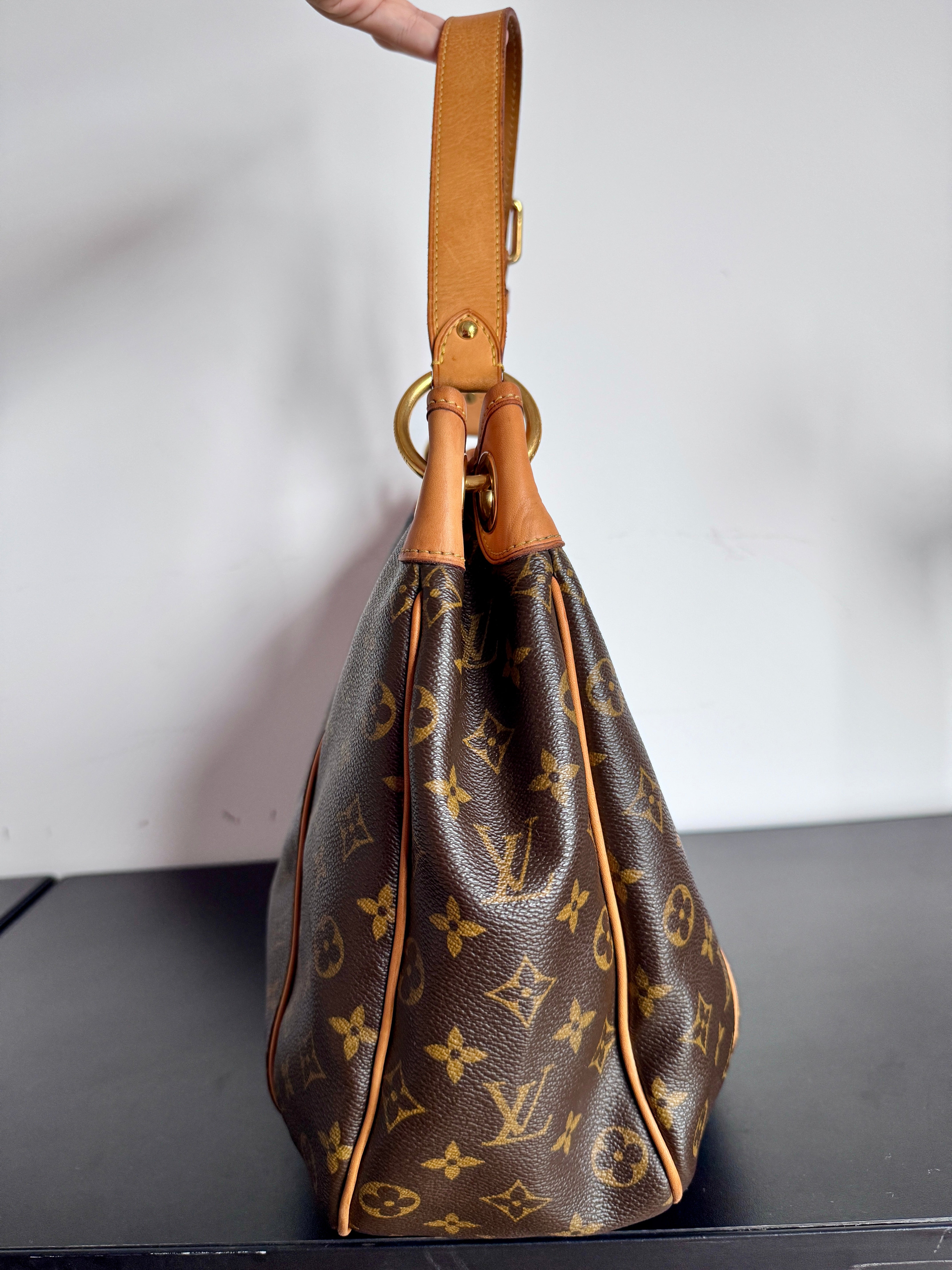 Louis Vuitton Galliera PM