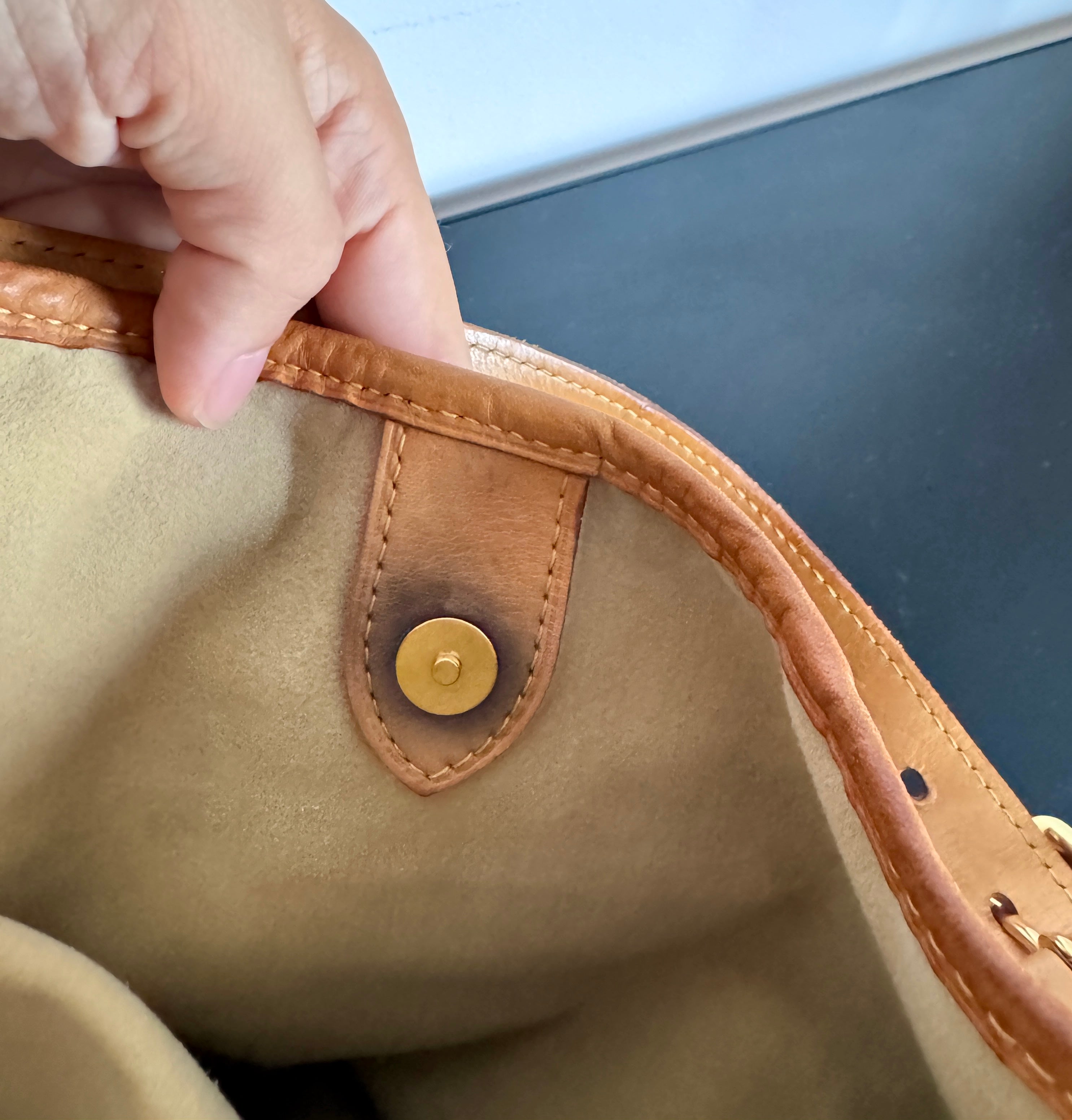 Louis Vuitton Galliera PM